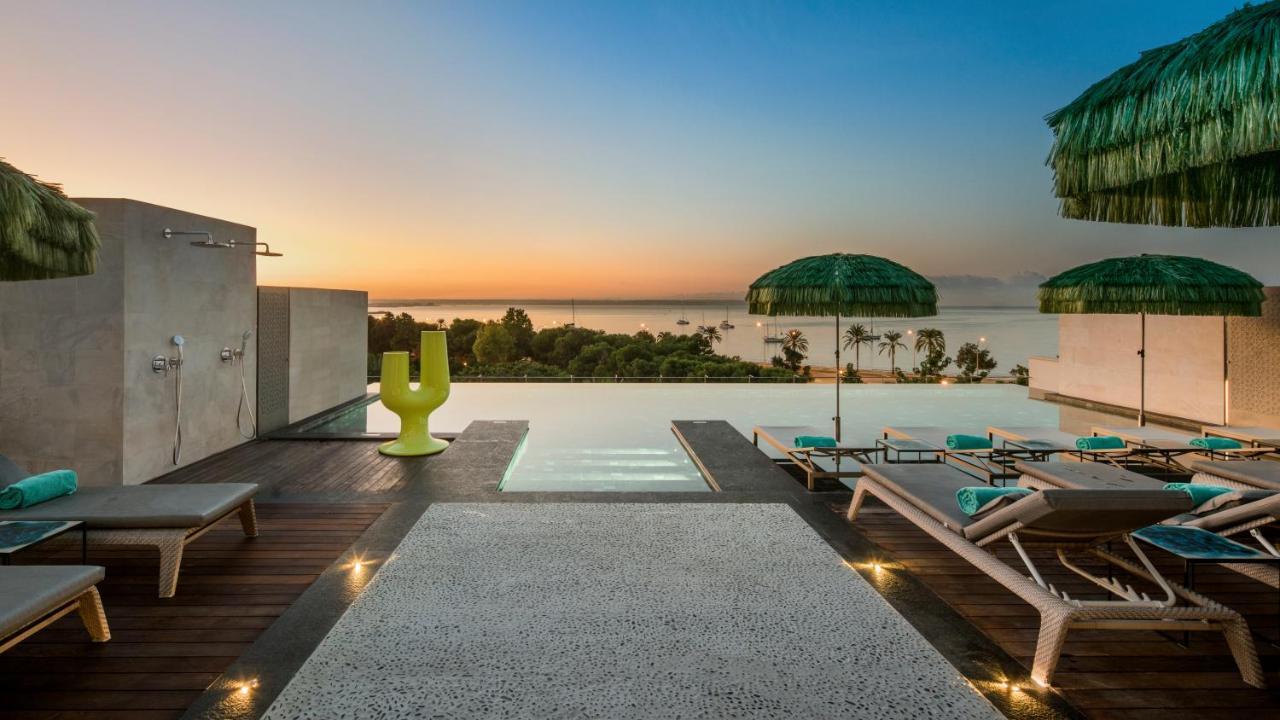 El Llorenc Parc De La Mar - Adults Only Palma de Maiorca Exterior foto The hotel's rooftop pool