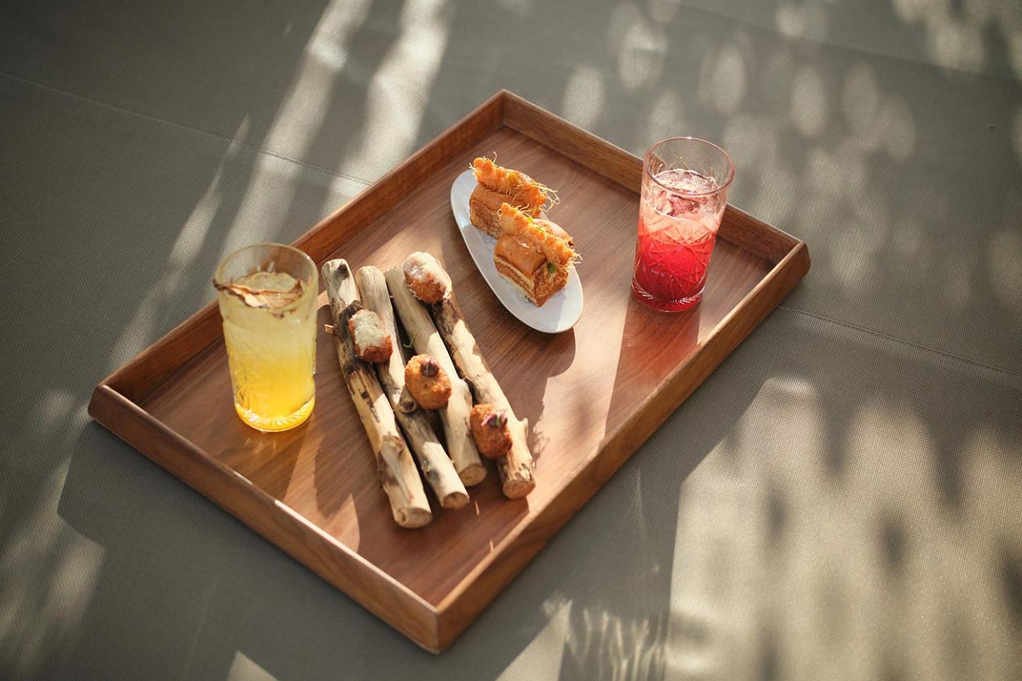 El Llorenc Parc De La Mar - Adults Only Palma de Maiorca Exterior foto A wooden tray